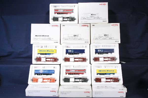 NETTE - 7 MARKLIN HO Semi Trailer Carriers:: 2 #47443 KNO; 2 #47440 Willi Betz; 2 #47444 Schoni; 47446 iPossoz, obs C8+