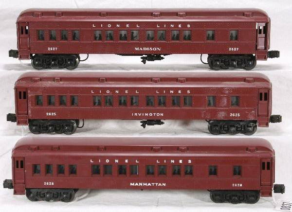 NETTE - Unrun LIONEL 1950 Madison Cars: 2625 Irvington; 2627 Madison; 2628 Manhattan Heavyweights, these were stored poorly and have mildew stains on roofs! They are 1950 versions w/centered lettering, wrapped couplers & silhouettes, all st