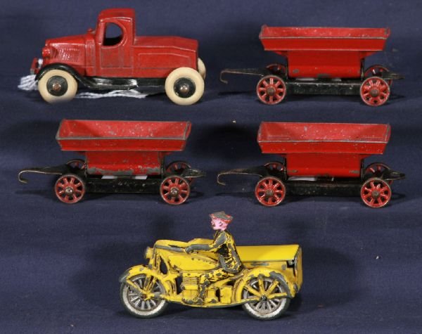 NETTE - TOOTSIETOY Smitty Cycle & Hopper Set:: Mack Hopper Train, Tractor has chip near hitch opening w/3 Hoppers, 1 is C6, o/w C7; Smitty Cycle. Replaced sidecar top, o/w C5