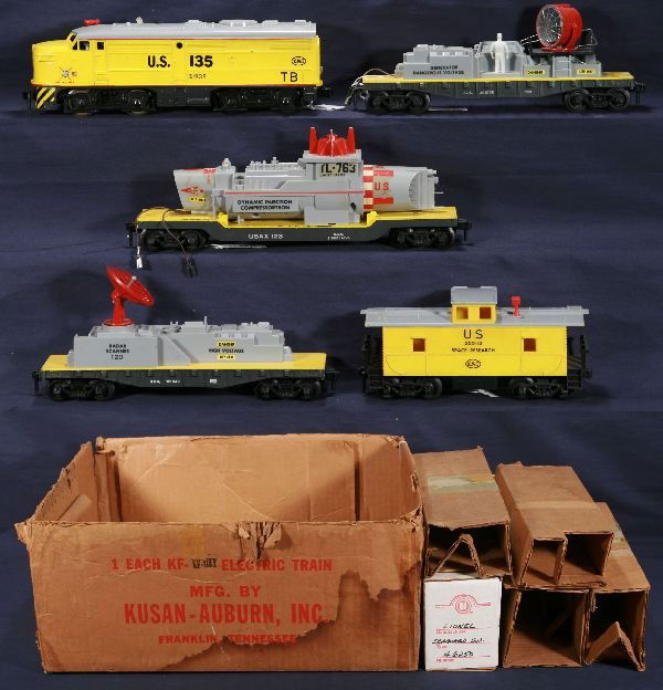 NETTE - KUSAN Atomic Set: 2-Rail, DC; US135 Alco Diesel; Generator Searchlight, broken railing; Compressortron Target car, no ball, 1 broken support; Radar Scanner; Caboose, some ob inserts, osb rough, o/w C7