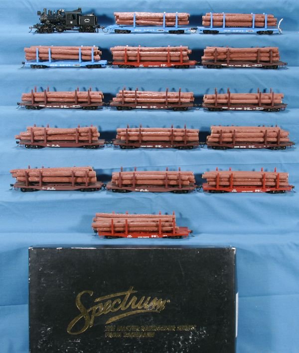 16 Pc. HO Ga. Logging Train:: Bachmann Spectrum 82805 two truck Climax Loco, WM Ritter Lumber, ob C9; 15 Log cars w/loads, all clean w/metal Kaydee couplers, May have minor trim & step issues, o/w C7+ (Locos have been tested on DC