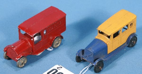 2 TOOTSIETOY GM Vehicles