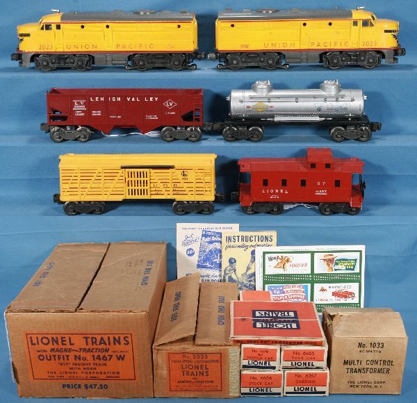 NETTE - Boxed 1950 LIONEL Set 1467W:: This is the Anniversary Freight Set, one year only! 2023 UP Alco AA Diesels, very clean w/nice graphics, awesome decals are 100%. 6456 LV Hopper; 6465 Sunoco Tank Car, chipping on frame where paint dr