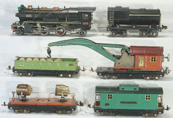 NETTE - LIONEL 260E Work Train Set:: Not quite a cataloged set. 260E; 260T Tender both have cream stripe, restored; 810 Derrick, roof restored; 812 Stephen Girard Green Gondola; 820 searchlight Car, missing switch; 817 Caboose, C6, o/w n