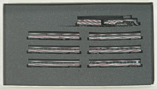 NETTE - CON-COR N-Gauge LV Passenger Set :: 1-008522 4-6-4 Bullet Nose Shrouded J2a Hudson Steam Locomotive Plus 6 Passenger Cars;