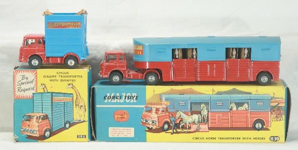 NETTE - LN Boxed CORGI Chipperfield 1130 & 503:: 1130 Horse Transporter w/Horses; 503 Giraffe Transporter, obs w/inserts C9+