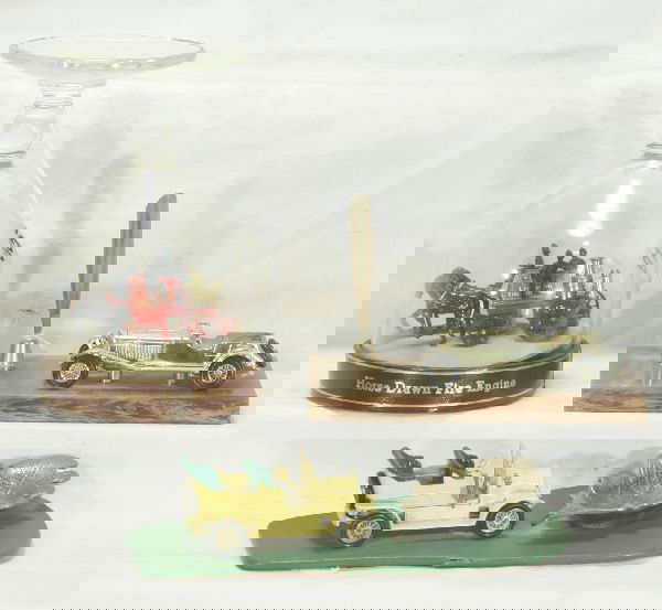 NETTE - 3 Lesney Executive Gifts: SP10G Mercedes Single Pen stand, no seats, o/w C8; Spyker Pipe Holder, C7+; Fire Pumper Cognac Glass, some fading to base paper inside, o/w C8