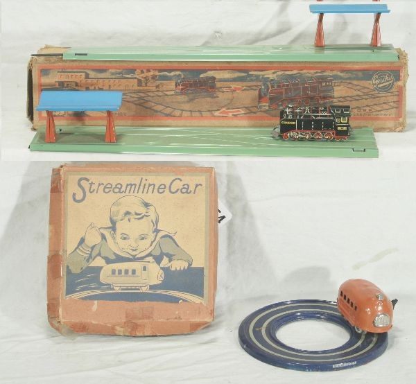 NETTE - 2 Early Boxed Tin Train Toys:: Awesome pre war Japanese Streamliner, brown painted, clockwork working w/key; Geisha, Germany, Switch train, litho tin, clock work working, ob worn, C8