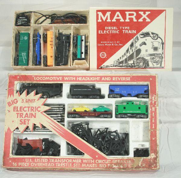 NETTE - 2 Boxed MARX Sets: 15470 Up & Over Set w/K/C. 400 Loco; SP Wedge Tender; LV Hopper; SOU Flat w/2 Autos; SP Caboose, all G trucks, Trestle Set, incomplete, track & clips, missing transformer, worn osb w/insert & widow bo
