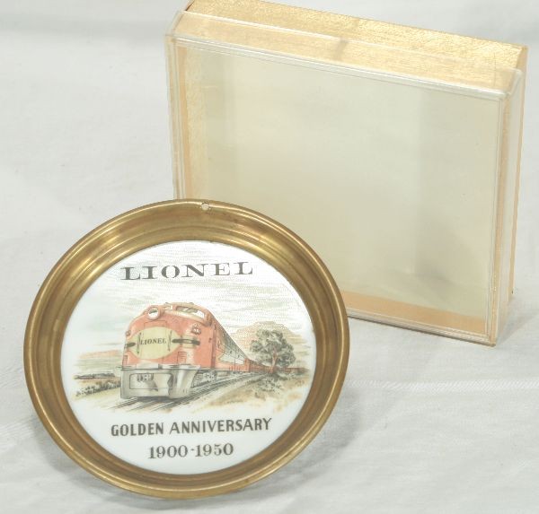 NETTE - Scarce Boxed LIONEL 1950 Anniversary Coast: Clean with nice gold paint, 4 1/2" Wide, made for Lionel's 50th. Ob, top has some scratches, C8