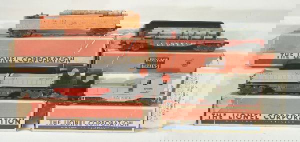 NETTE - 4 Boxed LIONEL Freight Cars: 3562-75 Barrel Car, complete minus the figure; 3359 Double Dump Car, w/some accessories; 6119-75 Gray Work Caboose; 6511 Flat w/Pipes, all a bit dusty, but not play worn, obs worn, should clean to C7