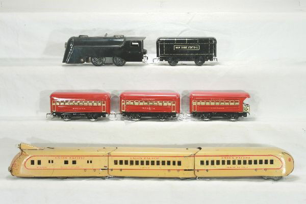 NETTE - 2 MARX Train Sets: Early M10000 Up Set, diesel, electric; Coach & Obsv, C6-6+; CV Loco, clockwork working w/key; Tender; 2 Bogota Coaches; Obsv, C6+-7
