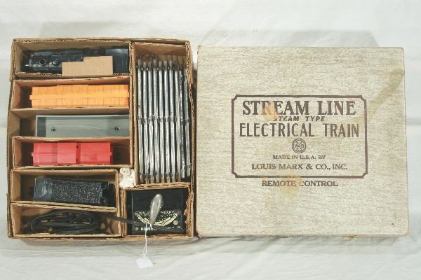 NETTE - Boxed MARX Scale Freight Set 24522:: 400 Steam Loco; SP Tender; PRR Gondola; B&O Boxcar; SP Caboose, all have 3/16 scale trucks that are shiny & bright, even the track is bright! Transf., Osb w/inserts, C8 Nice!