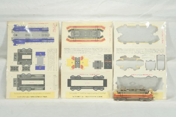 NETTE - 4 of 4 LIONEL/ Shredded Wheat Premium Lot: Hall of Fame promotion, Included is an uncut 2351 MR EP-5 & a built-up version; 2339 Wabash GP-7 Diesel, minor edge darkening, fronts not affected much.