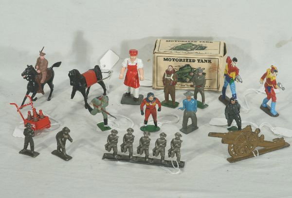 NETTE - 19 Pc. Misc. Soldier Lot, BRITAINS, Johil: Britains- 1985; Timpo Super Hero(Flash Gordon?), C5; Johillco-548; Cowboy; 547; 5425; 5416; Modern Coca Cola Vender; 2 Iron Buck Rogers Figures; 8 Pc. 2-dimentional Iron group; 3-legged Horse; empty J