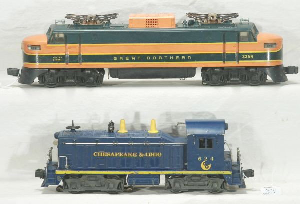 NETTE - LIONEL 624 & 2358 Locomotives:: 624 C&O NW-2 Diesel, cab decals 50%, hood decals 96%, C5+; 2358 GN EP-5 Electric, original decals, but previous owner shellacked them and side stripes, o/w Shows signs of light playwear, but not abuse