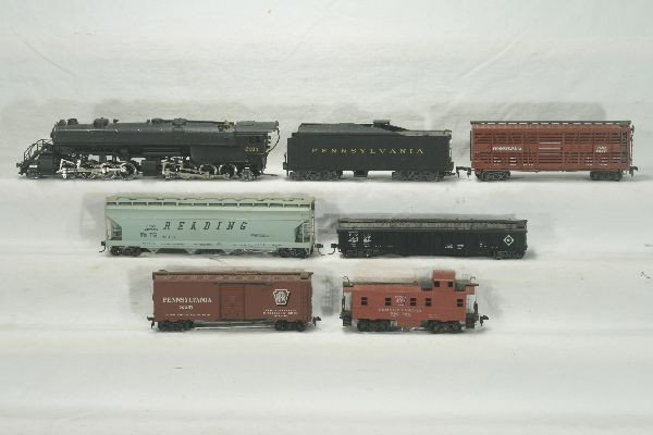 NETTE - 7 Pc. HO PRR Steam Freight Set:: RivaRossi 2-8-8-2 Articulated Loco & Tender w/5 PRR freight Cars, C8