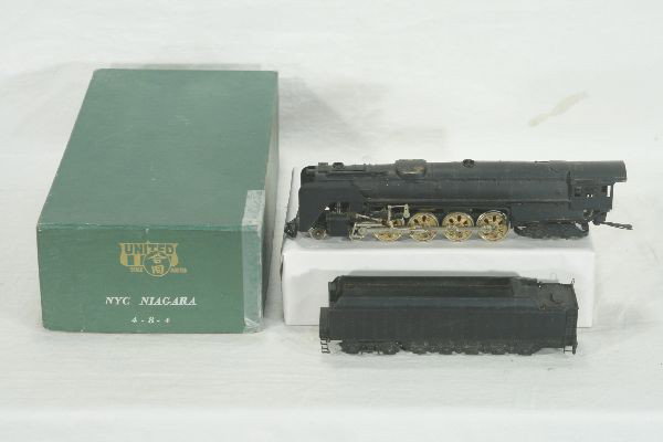 NETTE - UNITED HO Brass NYC Niagara Steam Loco:: Factory Painted, unlettered 4-8-4 w/14-wheel Tender, ob C7+