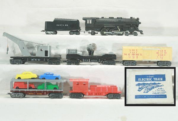 Marx Happi-Time Hudson Set 09620: 333 cast Hudson loco w/ awning and light, Santa Fe tender w/ scale trucks, CEX revolving search light, NYC derrick, SOU Auto-loader, cream colored operating dairy box car w/ platform, Santa Fe work ca