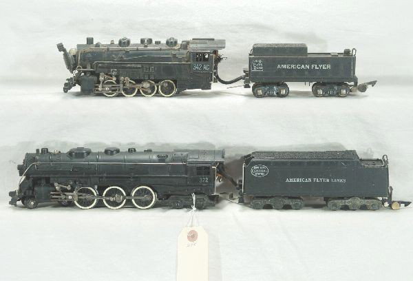 American Flyer S Ga 342AC and 322 Steam Locos: 342AC 080 Switcher, side rods show some rust, lettering 90%, engine should clean up nicely; nickel plate tender, lettering even both sides, Has moderate to excessive play wear. 322 NYC Hudson, smoke i