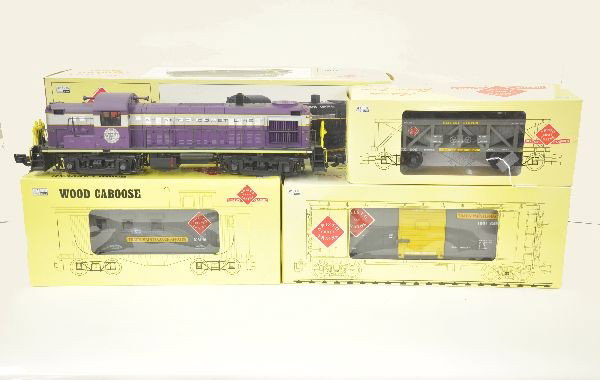 4Pc. Aristo-Craft G-Gauge Diesel Train Set: ART-22223 Atlantic Coast Line RS-3 Diesel; 46099 Maintenance of Way Club boxcar; 81499 Maintenance of Way Club ballast car; 82198 Delton Long Caboose Club Car, original boxes, trains are dusty, but sh