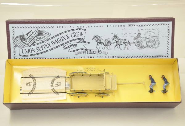 Modern Britains 8873 Union Supply Wagon and Crew: Beautiful likeness of a horse drawn covered wagon. Original box and sleeve. Factory new. C9