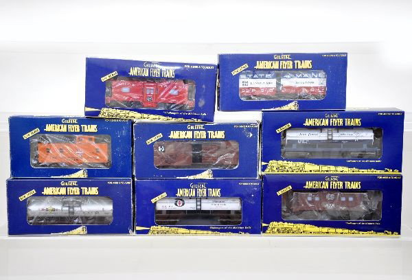 American Flyer Lionel S-Gauge Freight Cars: Tank cars - 48419 Jack Frost; 48413 Diamond; 48408 Sunoco; boxcars, 48333 B&A, 48329 Santa Fe; cabooses 48722 Rock Island, 48715 MR and 48725 NYC. Some are unrun, original boxes show minor wear. C8