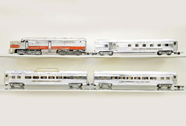 American Flyer S-Gauge Silver Streak Set: 405 Silver Streak PA Alco A diesel, chrome finish, shows several scuffs, nose decal 95%, side decals replaced; 660 combine; 661 Pullman; 662 Vista Dome. Cars are chrome plated plastic and only show mi
