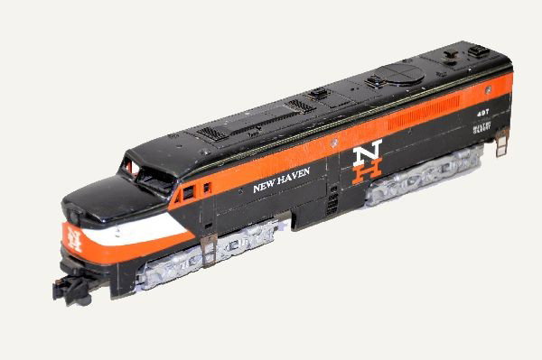 American Flyer S-Gauge 497 NH Diesel: PA Alco A power unit, steps have rust, one is incomplete. Shows moderate playwear. C6