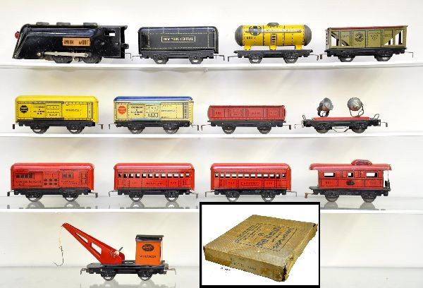 Scarce Boxed Pre-War Marx Set 501SWS: Nice early freight passenger set. Includes Commodore Vanderbilt loco, tender, 547 baggage, 246 Montclair Pullman, 246 Bogota Pullman, yellow tank car, 552 gondola, 1678 hopper, double searchlight, wre
