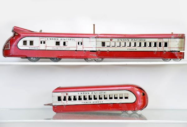 Marx UP Streamliner: M10000 diesel, mechanism functional with bell and key; coach and observation. Set is clean shows light to moderate playwear. Should polish nicely to C7