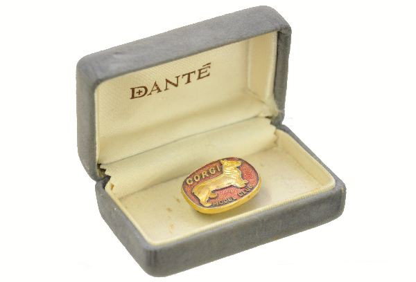 Unusual Boxed Corgi Lapel Pin: 7/8" painted brass by Dante. Original box, like new. C8