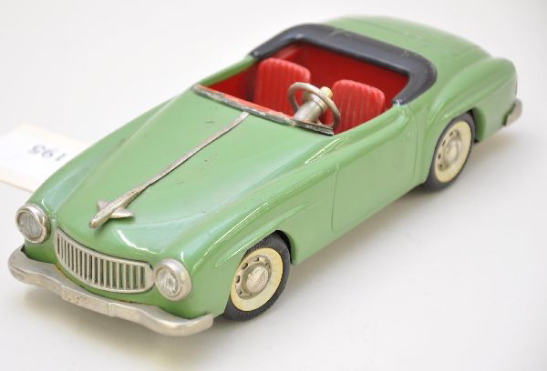 Schuco 1080 Rolly Vox: Rolly Vox 1080, horn mechanism functions, drive mechanism, reverse only. Steering tie rod is loose and is also missing wind screen. Otherwise, shows light to moderate playwear, C6-7