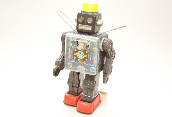 Fighting Robot Dome Head: Horikawa 12" tall, litho tin and plastic. Battery operated and functional. Shows light playwear, C7+