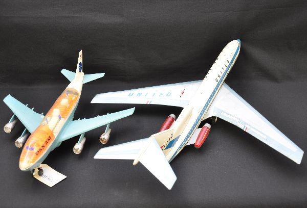 Pan Am and United Jet Airplanes: Yonezawa United Airline 727, 21" wing span. Great action with operating stewardess, mystery action and lighted engines; Pan Am 747 Hong Kong, 13" wing span, battery operated, functional with operating