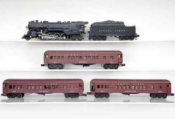 5 pc. Lionel Berkshire Passenger Set: 1946, No.726 Berkshire loco with smoke bulb, replaced boiler ring; 2426W die cast tender, silver lettering, very light one side; 3 1948 Madison cars; 2625 Irvington; 2627 Madison; 2628 Manhattan. All