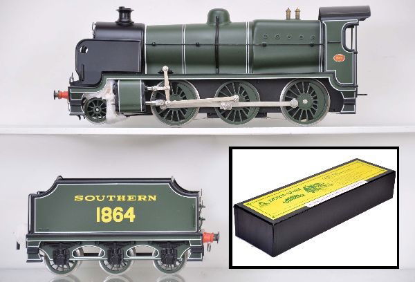 Bassett-Lowke Southern Railway Maunsell Mogul: Beautiful in the Southern green colors. O-Gauge, 3 rail loco. Original box with insert and shipper. As new, unrun, C9