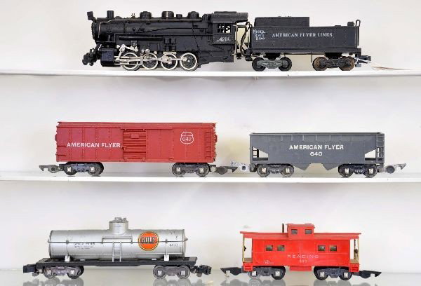 American Flyer Steam Freight Set: 342DC NPR switcher & tender; lettering is 90%, knuckle couplers; 625G tank car; 642 boxcar; 640 hopper, missing 1 step; 630 caboose with a warped side. Otherwise, shows moderate playwear, C6