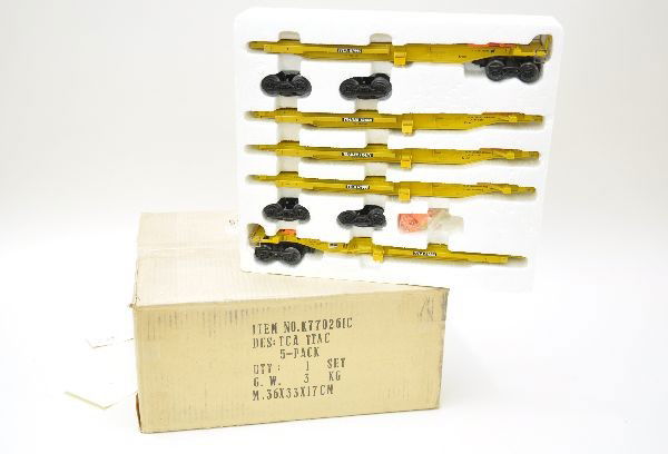 K-Line 1995 TCA Trucks & Trains: 1:48 scale models, articulated flat car kit. Set is in original shipping carton with inserts, decals and instructions. C9+