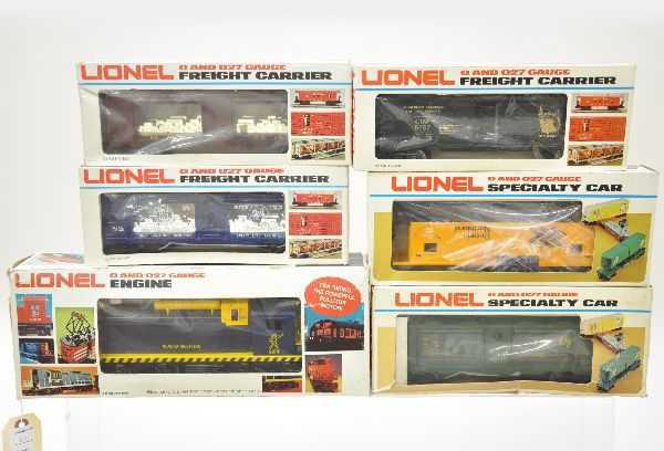 Boxed Lionel MPC Train Set: 8154 Alaska SW-1 switcher, 9349 gold bullion car, 9319 silver TCA bullion car, no coin, 9787 Jersey Central boxcar, 9308 aquarium car, 6901 Ontario Northland extended vision caboose. All in original b