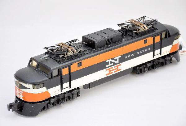 Lionel 2350 New Haven EP5 Electric: Decal version, clean with clean battery box, showing moderate playwear, C6+