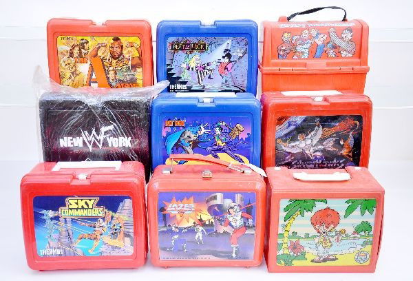 Plastic & Vinyl Lunch Box Lot: 1989 vinyl Tropical Swim Club; Thermos Industries 1987 Sky Commanders with thermos; 1989 Beetlejuice with thermos; 1986 Laser Tag with thermos, has small chip on bottom; Howdy Doody domed plastic, has