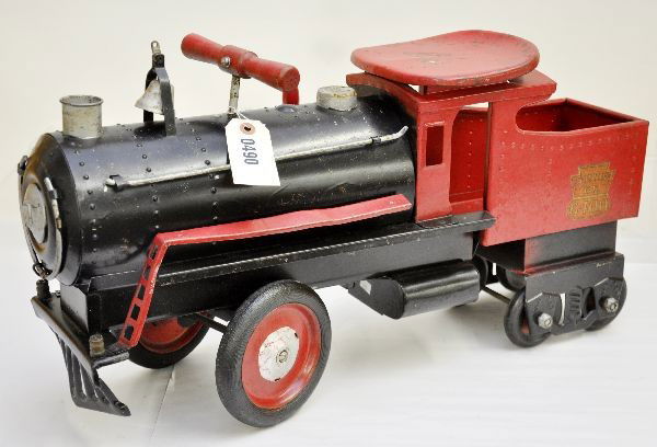 Keystone 6400 Ride-On Locomotive: Deluxe version with whistle, bellows not working, some over painting, displays nicely. Shows moderate playwear.