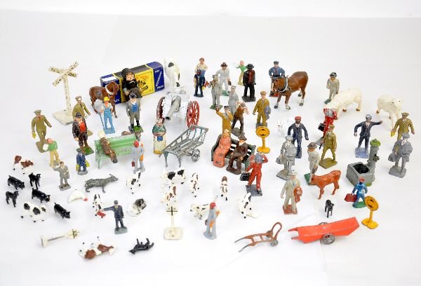 Large Group Of Civilian Figures: Over 70 pieces including French figures, Lincoln Log, Grey Iron, Barclay, Authenticast and others, plus several broken pieces added as well. Grade ranges from C5-C8, so examine photos closely.
