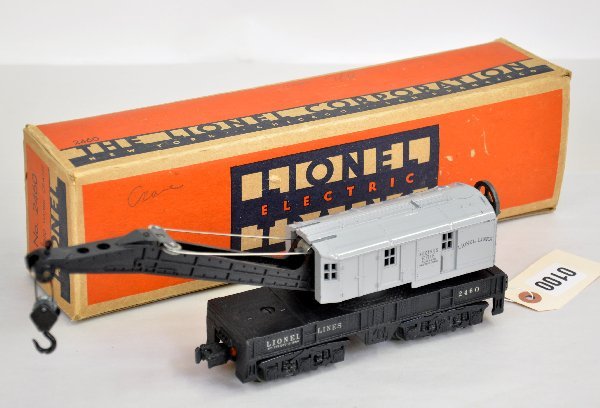 Nice Boxed Lionel 2460 Gray Crane: 1946 production with gloss gray cab, clean showing light to moderate playwear, ob with insert, C7