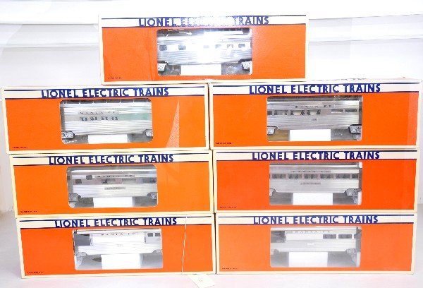 7 Lionel SF Passenger Cars: 19109 baggage; 19110 combine; 19138 roomette; 19111 diner; 19128 vista-dome; 19112 coach; 19113 observation. All test run with boxes, C8+-9