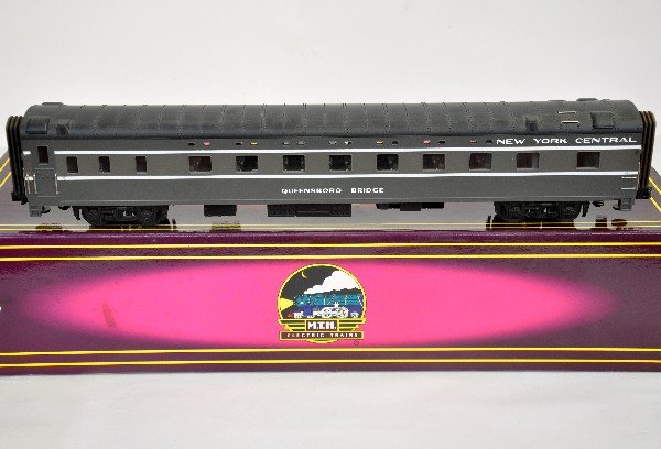 MTH 20-6616 NYC Streamline Cars: Sleeper/diner extension set, new in setbox, C9+