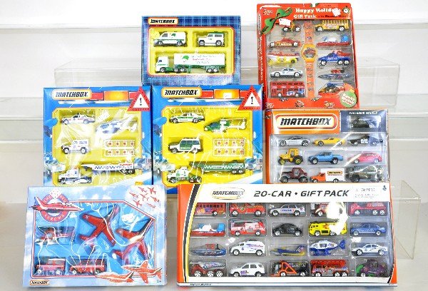 7 Matchbox Gift Sets: 56 vehicles in 7 sets, dating from 1991 to 2010. All mint in dusty boxes, C10