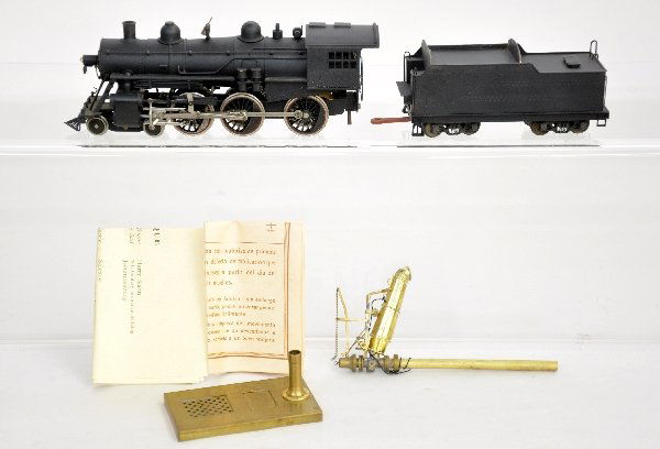 HO Brass 4-6-0 & Water Pump: Japanese brass & cast steam loco & tender, unlettered with brass water pump. Examine photos or call for more information, (203) 730-1404.