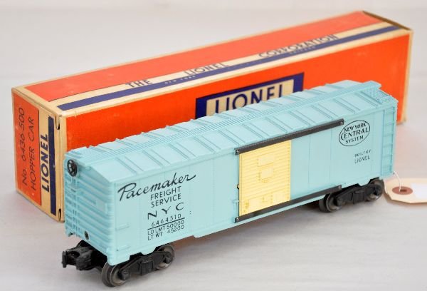 Boxed Lionel Girls Set, Part 2: This lot contains the 6464-510 NYC boxcar for the Sears Girl's set. It is a type IIB with a nice box and shows light playwear, C7+